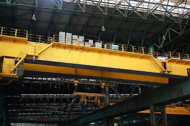 夾鉗橋式起重機(jī)