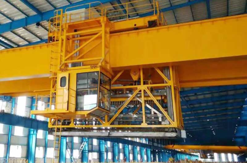 智能冶金上料起重機(jī)