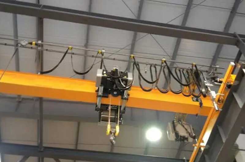 新型歐標電動單梁橋式起重機